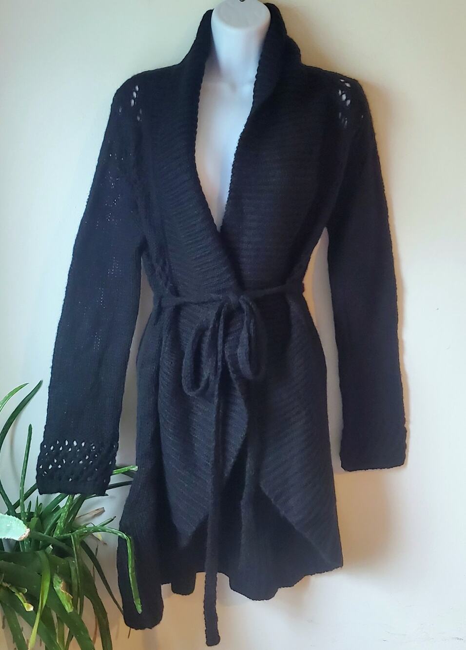 Chaudry Womens NWT Black Loose Knit Belted Cardigan Size Medium Boho Witchy Vamp